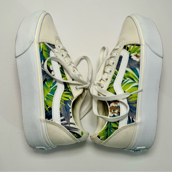 Vans Ward Platform Low Top Floral Old Skool Lace Up Vans, Women’s - Picture 2 of 11